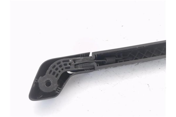 Recambio de brazo limpiaparabrisas trasero para volvo xc90 d5 referencia OEM IAM 8659502  
