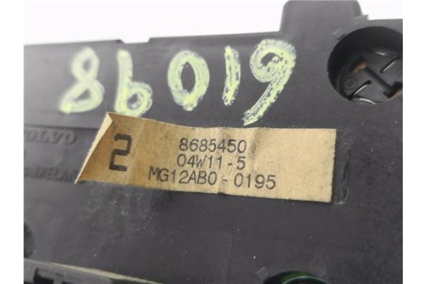 Recambio de mando de luces para volvo xc90 d5 referencia OEM IAM 8685450  