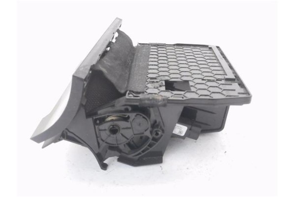 Recambio de portaobjetos consola central para volkswagen golf vii berlina (bq1/be2) 1.6 sport referencia OEM IAM 5G1863391  
