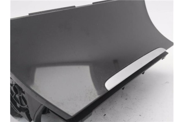 Recambio de portaobjetos consola central para volkswagen golf vii berlina (bq1/be2) 1.6 sport referencia OEM IAM 5G1863391  