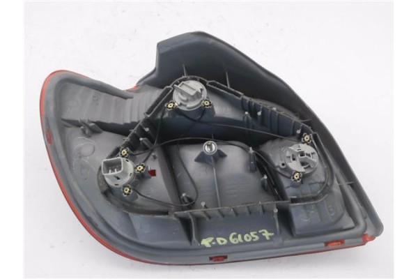 Recambio de piloto trasero derecho para toyota yaris (ncp1/nlp1/scp1) 1.0 16v (scp10_) referencia OEM IAM 5308701R  