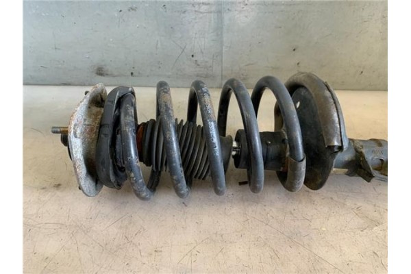 Recambio de amortiguador delantero izquierdo para volvo xc90 d5 referencia OEM IAM 30645515A 8,25E+11 