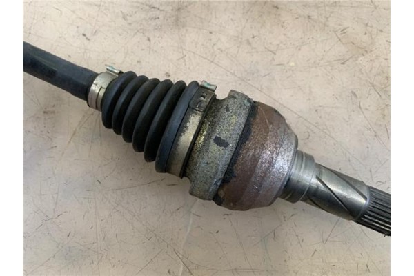 Recambio de palier trasero derecho para volvo xc90 d5 referencia OEM IAM P30651528 T040329 