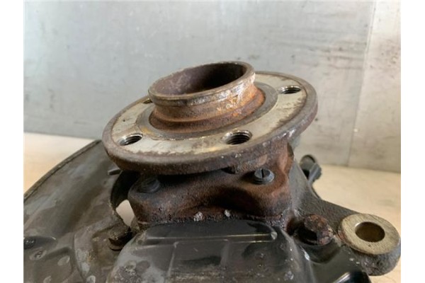 Recambio de mangueta delantero derecha para volvo xc90 d5 referencia OEM IAM P30683086 T116389 