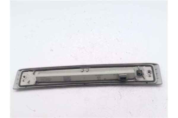 Recambio de luz central de freno para volvo xc90 d5 referencia OEM IAM 9483947  