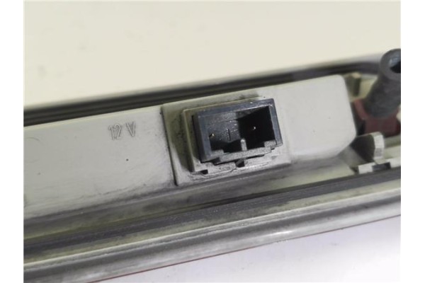 Recambio de luz central de freno para volvo xc90 d5 referencia OEM IAM 9483947  