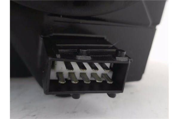 Recambio de faro delantero dcho para citroen xsara berlina 2.0 hdi 90 referencia OEM IAM 9637082480  