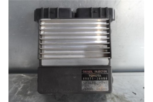 Recambio de centralita para toyota corolla (e12) 2.0 d-4d referencia OEM IAM 8987120050 1310001261 