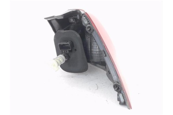 Recambio de piloto trasero izquierdo para volkswagen golf vii berlina (bq1/be2) 1.6 sport referencia OEM IAM 1544119AZLB 0844119