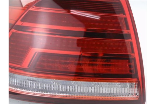 Recambio de piloto trasero izquierdo para volkswagen golf vii berlina (bq1/be2) 1.6 sport referencia OEM IAM 1544119AZLB 0844119