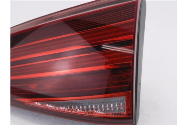 Recambio de piloto porton trasero derecho para volkswagen golf vii berlina (bq1/be2) 1.6 sport referencia OEM IAM 5G0945310C  