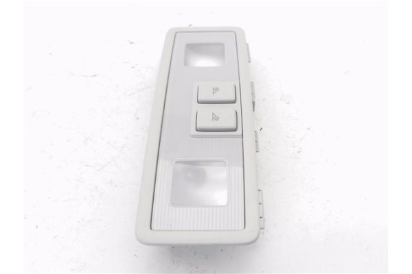 Recambio de luz trasero central techo para volkswagen golf vii berlina (bq1/be2) 1.6 sport referencia OEM IAM 5G0947291J  