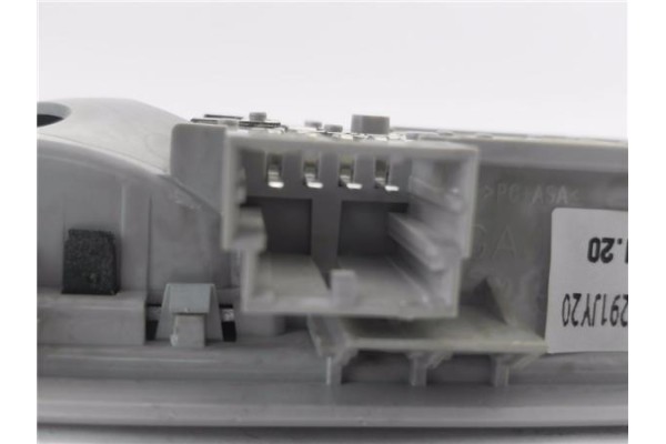 Recambio de luz trasero central techo para volkswagen golf vii berlina (bq1/be2) 1.6 sport referencia OEM IAM 5G0947291J  