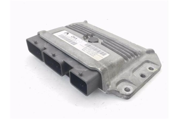 Recambio de centralita para dacia sandero ii 1.2 ambiance referencia OEM IAM 237102071R V29034179A 