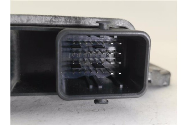 Recambio de centralita para dacia sandero ii 1.2 ambiance referencia OEM IAM 237102071R V29034179A 