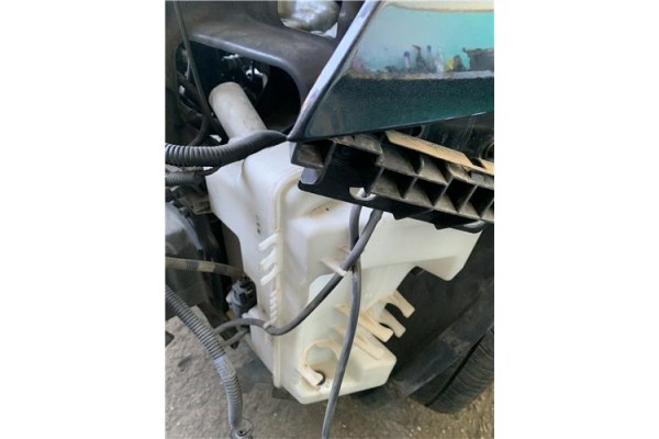 Recambio de deposito limpiaparabrisas para opel antara 2.2 selective referencia OEM IAM 20777307  