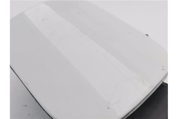 Recambio de tapa exterior combustible para renault clio iii 1.5 dci (c/br1g) referencia OEM IAM 8200383466 8200290092 