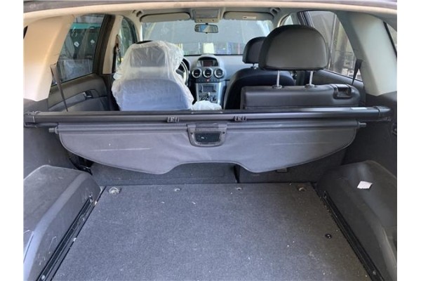 Recambio de bandeja trasero para opel antara 2.2 selective referencia OEM IAM 95937459  