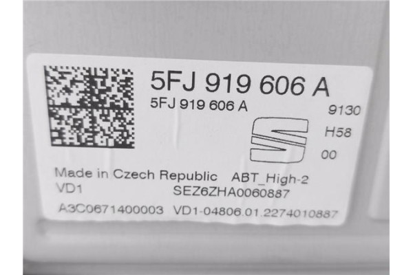 Recambio de pantalla para seat ibiza (kj1) 1.0 fr referencia OEM IAM 5FJ919606A  