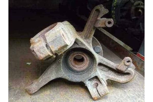 Recambio de mangueta delantero izquierda para ford focus (daw, dbw) 1.8 tdci referencia OEM IAM   