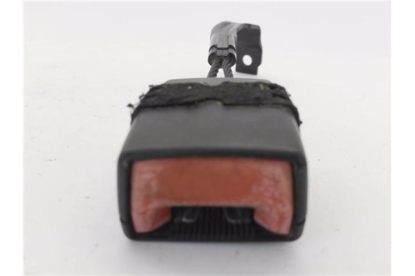 Recambio de anclaje cinturon delantero derecho para volkswagen golf v (1k1) 1.9 tdi referencia OEM IAM 1J3858472FCN 1K3857756D 