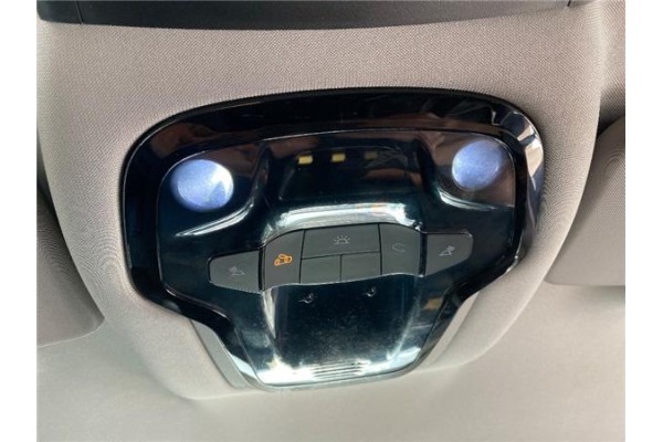 Recambio de luz delantero central techo para alfa romeo giulia (952) 2.2 super referencia OEM IAM 1561305430  