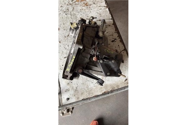 Recambio de caja cambios manual para citroen saxo 1.6 vts 16v referencia OEM IAM 20CD22  