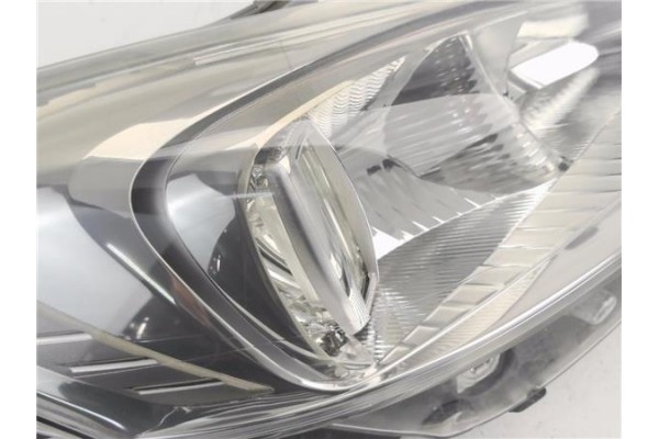 Recambio de faro delantero dcho para peugeot 508 2.0 allure referencia OEM IAM 9687580180 89904116 