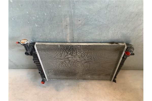 Recambio de radiador para hyundai tucson (jm) 2.0 referencia OEM IAM 253102E101  