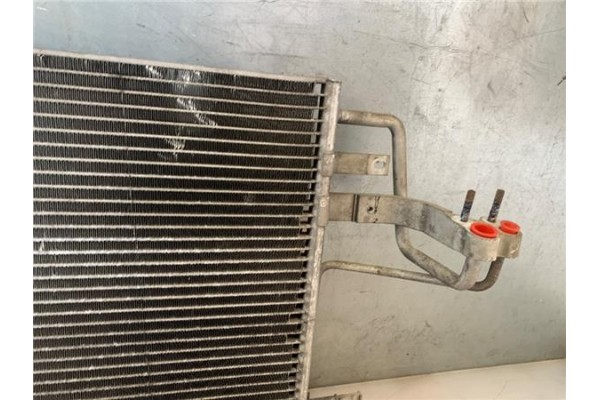 Recambio de radiador aire acondicionado para hyundai tucson (jm) 2.0 referencia OEM IAM 976062E000  