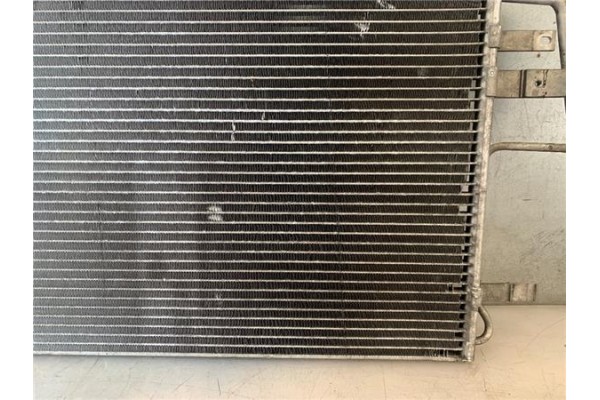 Recambio de radiador aire acondicionado para hyundai tucson (jm) 2.0 referencia OEM IAM 976062E000  