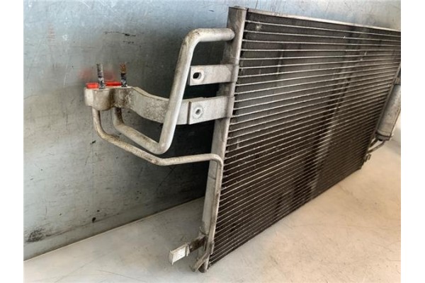 Recambio de radiador aire acondicionado para hyundai tucson (jm) 2.0 referencia OEM IAM 976062E000  