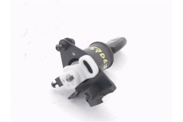 Recambio de bombin porton trasero para ford fusion (cbk) 1.4 referencia OEM IAM 2S6113386AC  