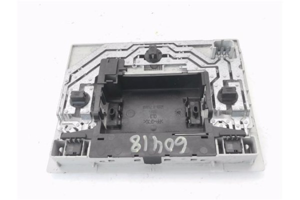 Recambio de luz delantero central techo para seat altea (5p1) 1.9 tdi referencia OEM IAM 5P0947103E  