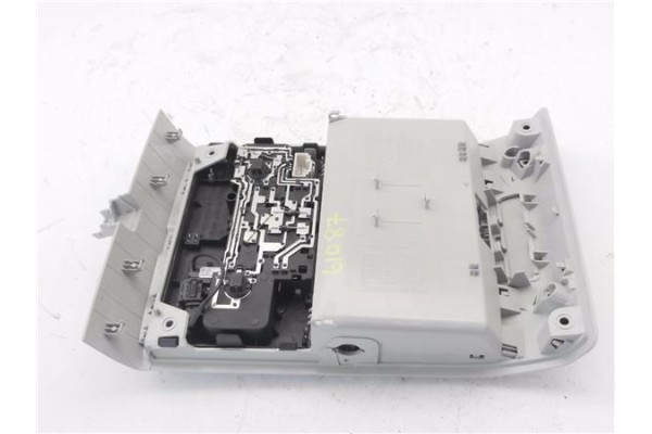 Recambio de luz delantero central techo para volkswagen golf vii berlina (bq1/be2) 1.6 sport referencia OEM IAM 5G0868837 5G0867