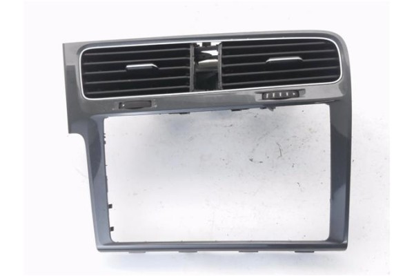 Recambio de rejilla entrada de aire para volkswagen golf vii berlina (bq1/be2) 1.6 sport referencia OEM IAM 5G1819743F 5G1819728