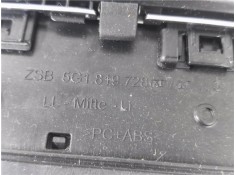 Recambio de rejilla entrada de aire para volkswagen golf vii berlina (bq1/be2) 1.6 sport referencia OEM IAM 5G1819743F 5G1819728