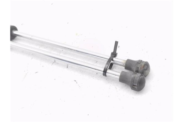 Recambio de amortiguador porton para renault clio ii fase ii (b/cb0) 1.2 privilege referencia OEM IAM 7700842256C  