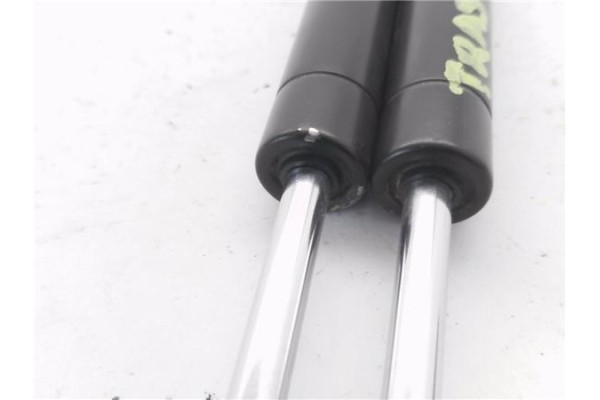 Recambio de amortiguador porton para renault clio ii fase ii (b/cb0) 1.2 privilege referencia OEM IAM 7700842256C  