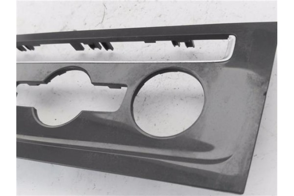 Recambio de embellecedor mando clima para volkswagen golf vii berlina (bq1/be2) 1.6 sport referencia OEM IAM 5G1863100  