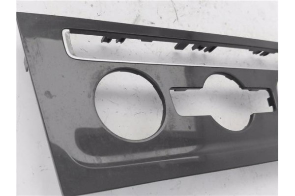 Recambio de embellecedor mando clima para volkswagen golf vii berlina (bq1/be2) 1.6 sport referencia OEM IAM 5G1863100  