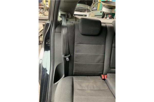 Recambio de cinturon seguridad trasero derecho para ford focus ii (da_) 2.0 tdci referencia OEM IAM 2013465  