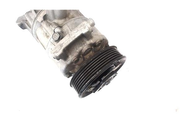 Recambio de compresor aire acond. para volkswagen golf vii berlina (bq1/be2) 1.6 sport referencia OEM IAM 5Q0816803J  
