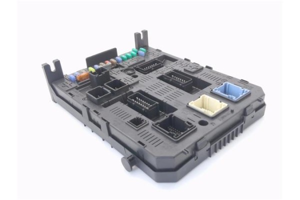 Recambio de bsi para peugeot 308 1.6 confort referencia OEM IAM 9664059180 281201948D 