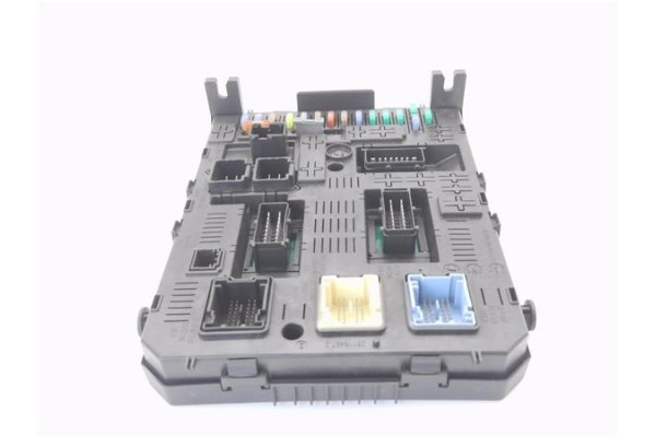 Recambio de bsi para peugeot 308 1.6 confort referencia OEM IAM 9664059180 281201948D 