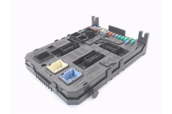 Recambio de bsi para peugeot 308 1.6 confort referencia OEM IAM 9664059180 281201948D 