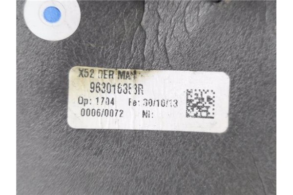 Recambio de retrovisor derecho para dacia sandero ii 1.2 ambiance referencia OEM IAM 963016353R E9036965 