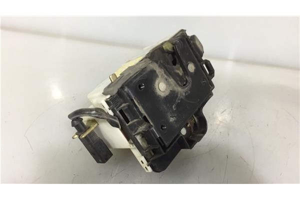 Recambio de cierre electromagnetico trasero derecho para seat ibiza (6k1) 1.4 referencia OEM IAM 6K4839016G  