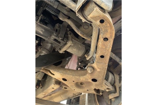 Recambio de brazo suspension delantero izquierdo para suzuki vitara (se/sf/et) 1.6 i 16v (et, ta02) referencia OEM IAM 4520285C0