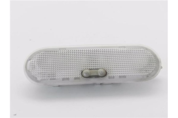 Recambio de luz interior techo para dacia sandero ii 1.2 ambiance referencia OEM IAM 8200074362  